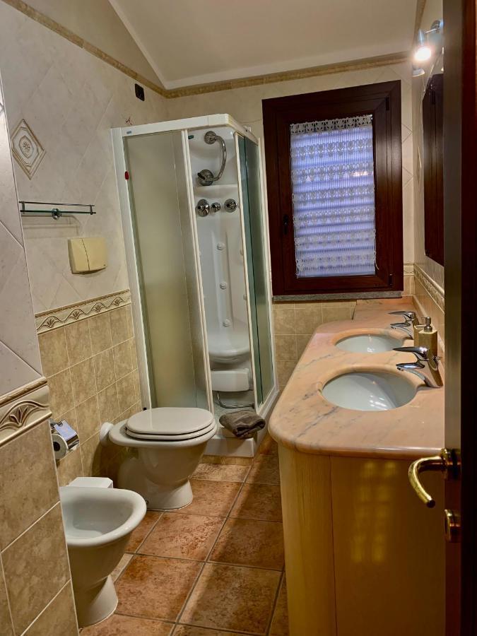 Casa Vacanza V&G Domus De Maria Dış mekan fotoğraf
